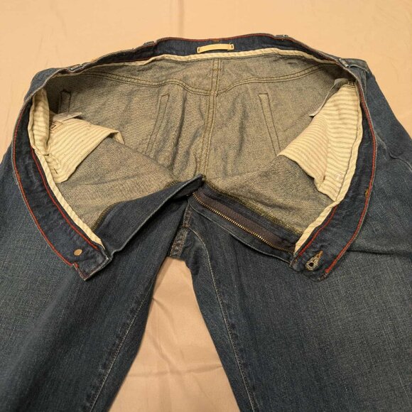 L.L. Bean's Mens 42x 34 Standard Fit 5 Pocket Dark Wash Denim Jeans - Picture 3 of 14